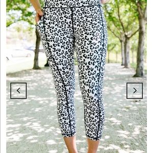 Kiava White Leopard Leggings 26 inch